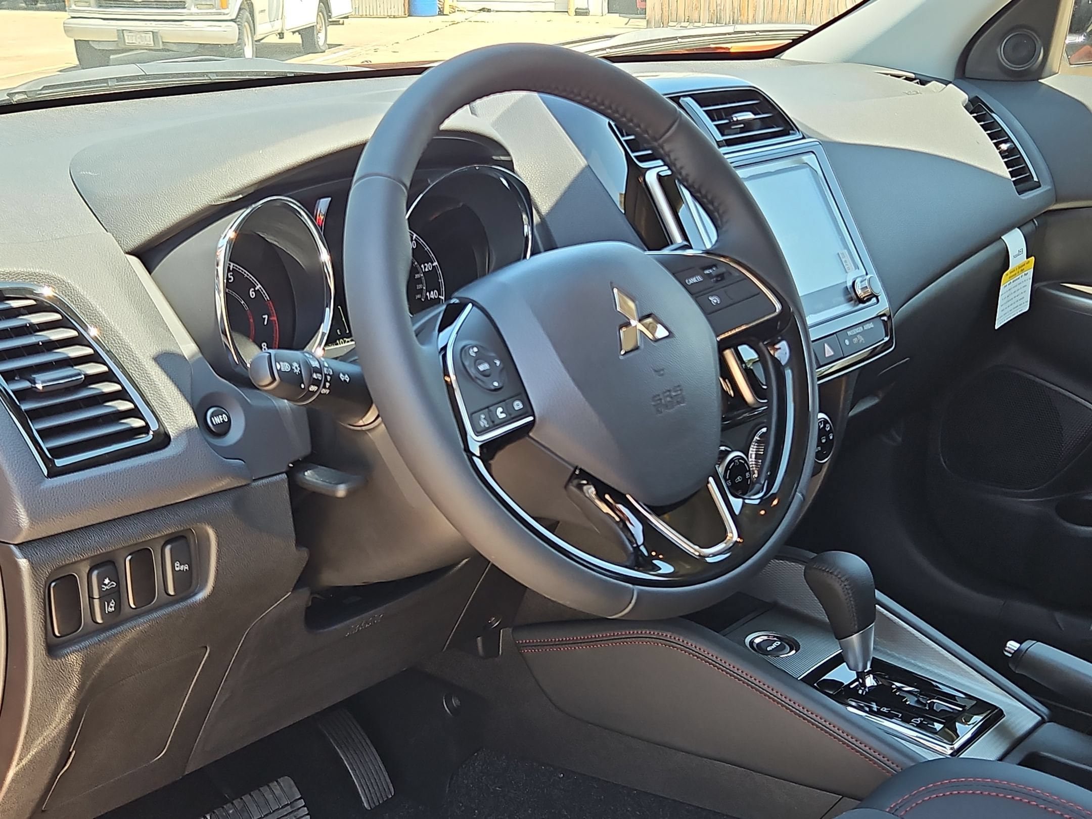 New 2027 Mitsubishi Outlander Sport SE AWD/4WD image 10