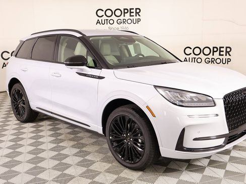 New 2026 Lincoln Corsair Premiere image 1
