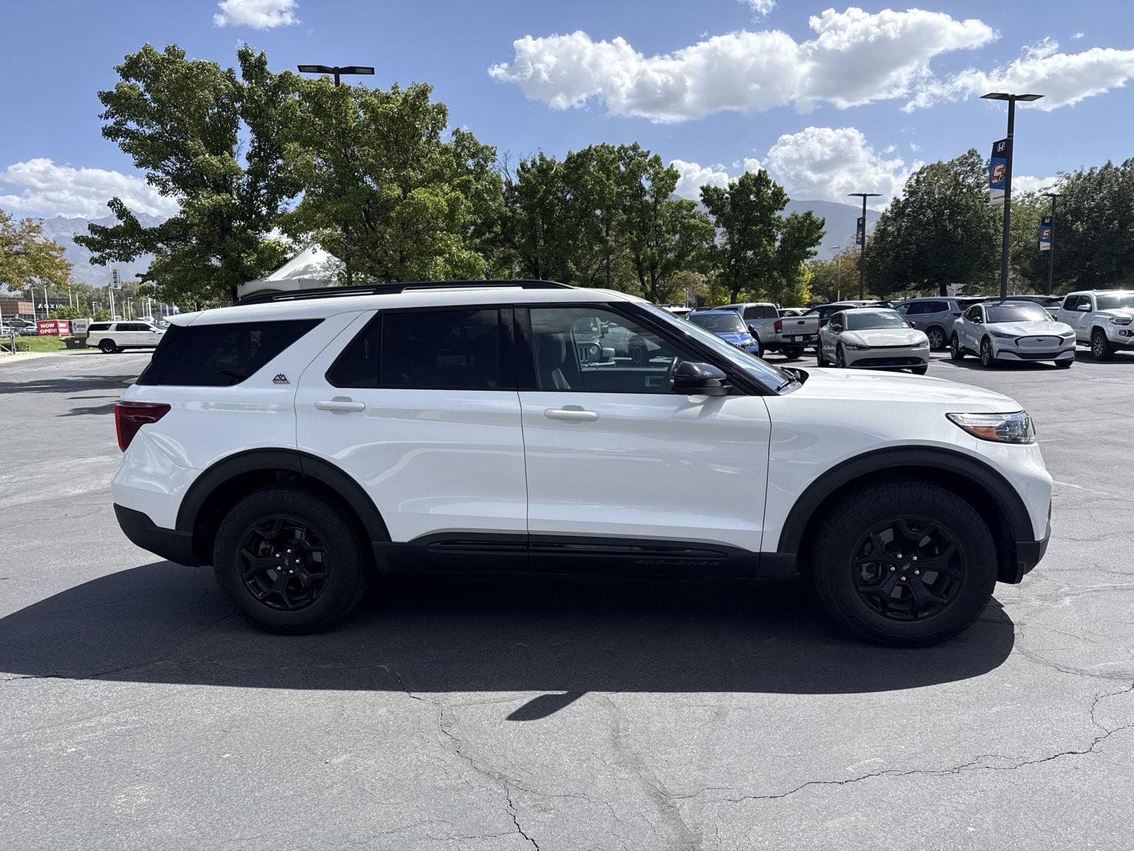 Used 2023 Ford Explorer Timberline w/ Timberline Technology Package AWD/4WD image 3