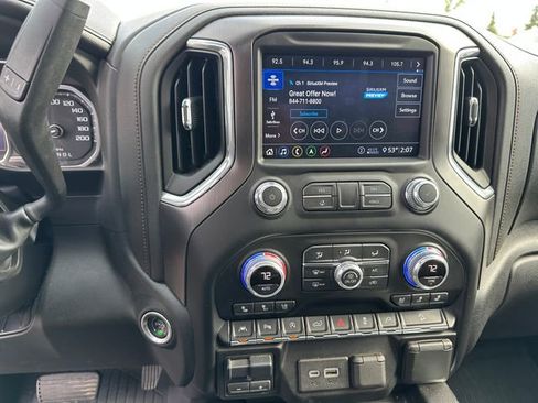 Used 2020 GMC Sierra 1500 AT4 image 29