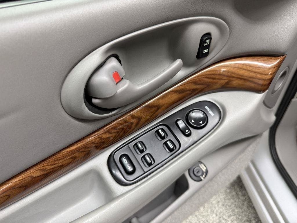Used 2003 Buick Le Sabre Custom FWD image 18