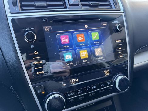 Used 2018 Subaru Outback 2.5i Premium image 20