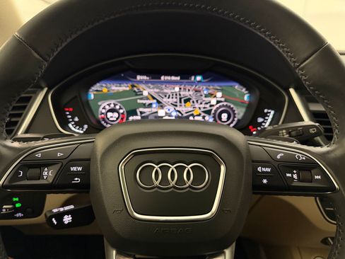 Used 2020 Audi Q5 2.0T Premium Plus AWD/4WD image 11