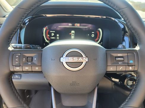 New 2026 Nissan Pathfinder Platinum AWD/4WD image 17