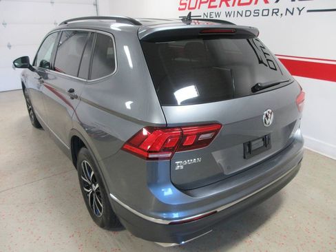 Used 2021 Volkswagen Tiguan SE AWD/4WD image 13