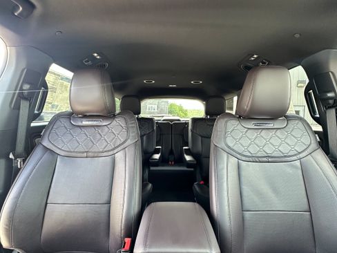 New 2026 Ford Explorer Platinum w/ LUX Leather Package AWD/4WD image 18