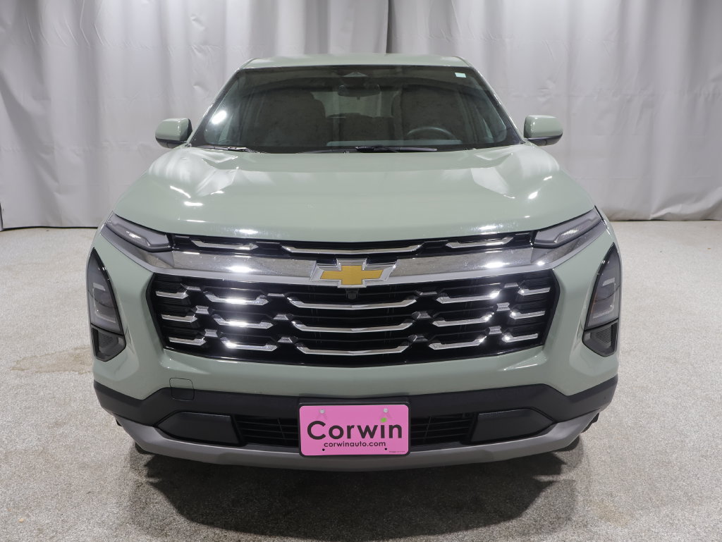 Used 2025 Chevrolet Equinox LT AWD/4WD image 8
