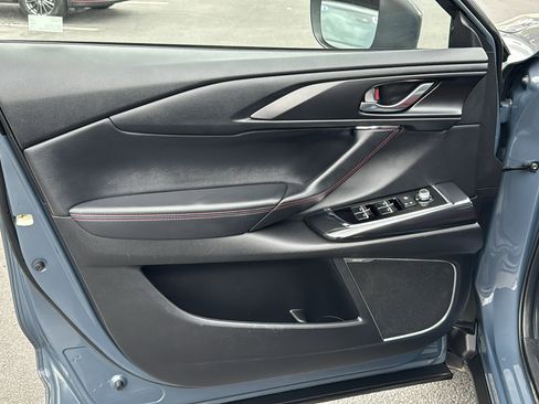 Certified 2023 MAZDA CX-9 Carbon Edition image 11