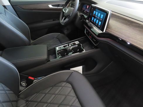 New 2026 Volkswagen Atlas SEL Premium R-Line AWD/4WD image 27