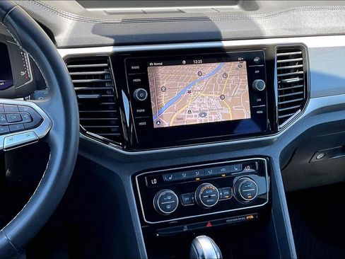 Certified 2023 Volkswagen Atlas Cross Sport SEL AWD/4WD image 5