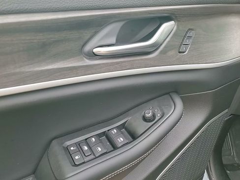 New 2026 Jeep Grand Cherokee Limited image 21