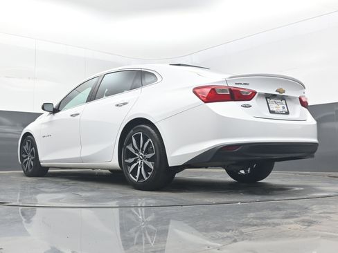 Used 2018 Chevrolet Malibu LT FWD image 28