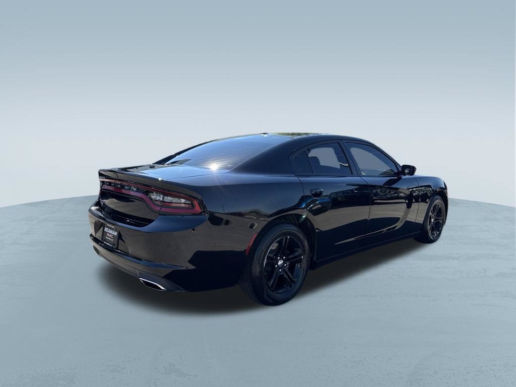 Used 2022 Dodge Charger SXT w/ Leather Interior Group RWD image 8