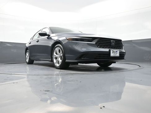 Certified 2023 Honda Accord LX image 27