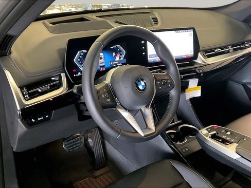New 2026 BMW X1 xDrive28i w/ Technology Package AWD/4WD image 8