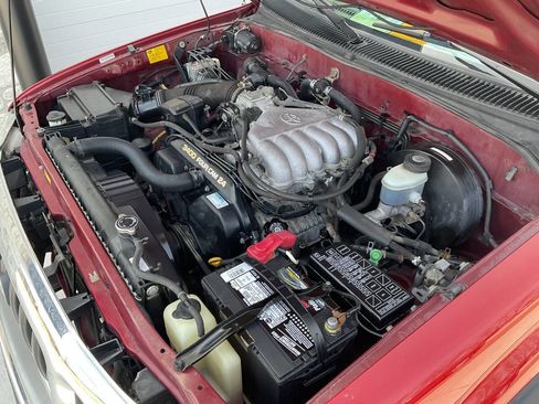 Used 2004 Toyota Tacoma 4x4 Xtracab V6 image 45