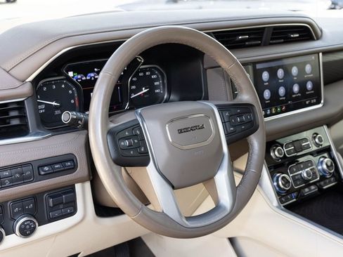 Used 2021 GMC Yukon Denali w/ Denali Ultimate Package image 24