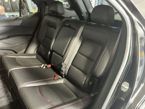 Used 2022 Chevrolet Equinox RS w/ RS Leather Package image 31