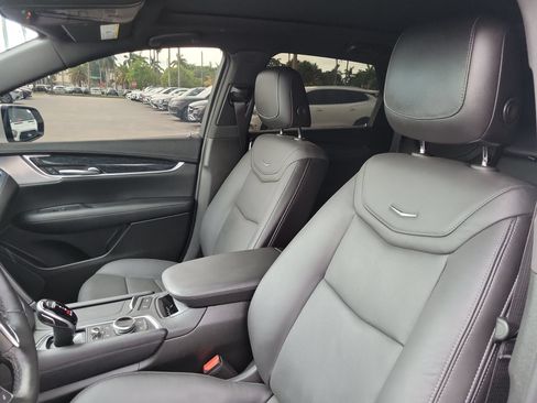 Used 2023 Cadillac XT5 Premium Luxury FWD image 21
