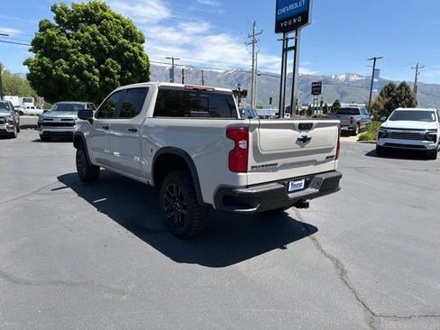 Used 2026 Chevrolet Silverado 1500 ZR2 w/ Dark Appearance Package AWD/4WD image 5