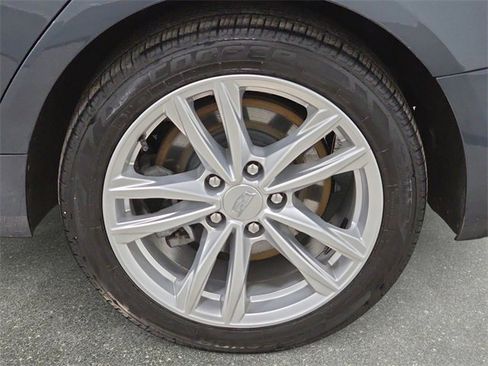 Used 2022 Cadillac CT4 Luxury w/ Sun And Sound Package image 33