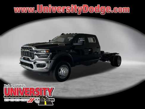 Used 2025 RAM 5500 Tradesman AWD/4WD image 1
