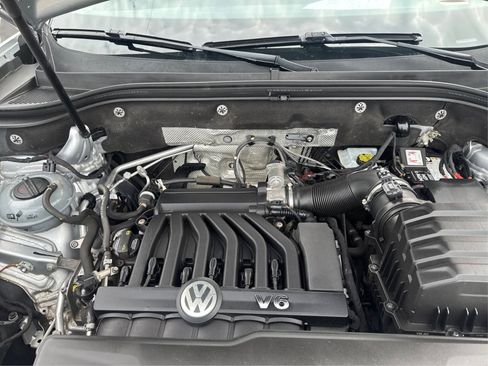 Used 2018 Volkswagen Atlas SEL Premium AWD/4WD image 14