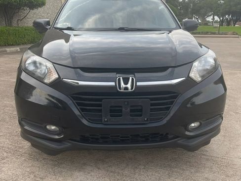 Used 2018 Honda HR-V EX image 1