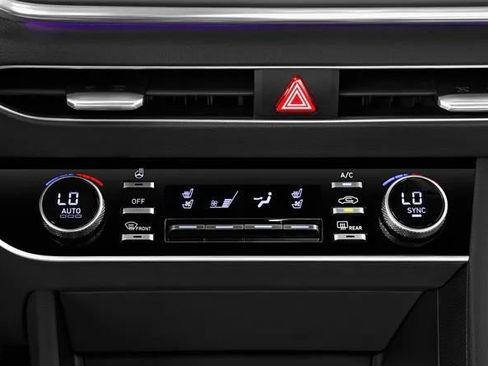 Used 2021 Hyundai Sonata Limited FWD image 13