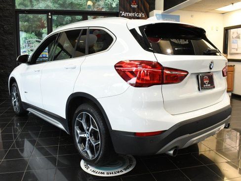 Used 2017 BMW X1 xDrive28i AWD/4WD image 10