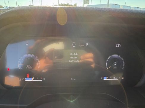 New 2025 Jeep Grand Cherokee Altitude image 15