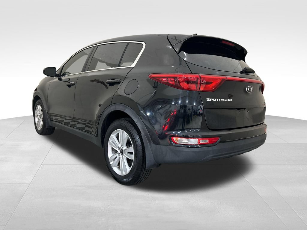 Used 2017 Kia Sportage LX FWD image 3
