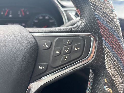 Used 2021 Chevrolet Malibu LT FWD image 9