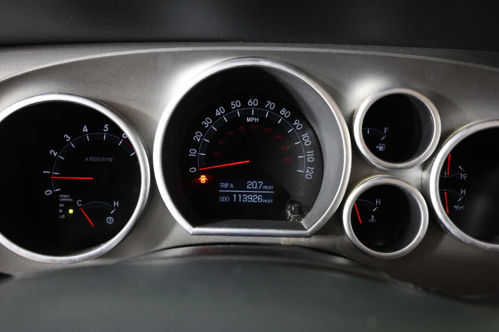 Used 2014 Toyota Sequoia Platinum AWD/4WD image 34