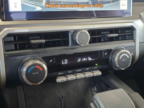 Used 2024 Toyota Tacoma TRD Off-Road AWD/4WD image 29