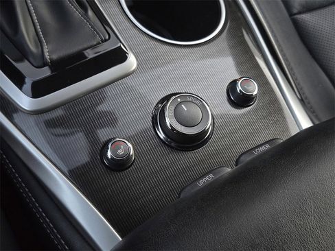 Used 2020 INFINITI QX60 Luxe w/ Essential Package image 22