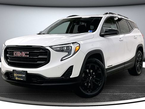 Used 2021 GMC Terrain SLE w/ Driver Convenience Package AWD/4WD image 3