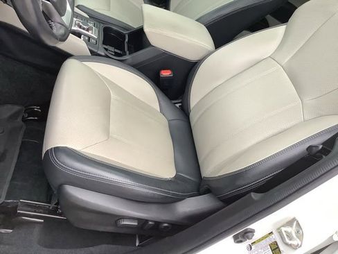 Used 2022 Subaru Forester Limited image 9