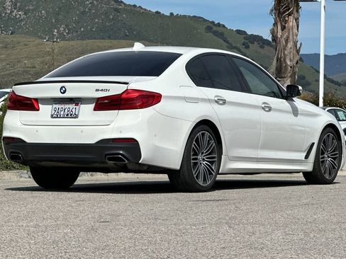 Used 2018 BMW 540i w/ M Sport Package image 3