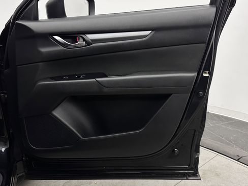 Used 2019 MAZDA CX-5 Sport w/ I-ACTIVSENSE Package FWD image 30