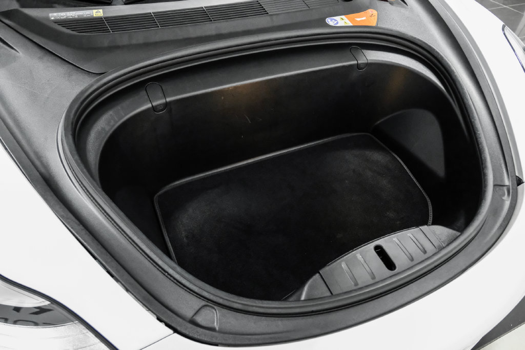 Used 2018 Tesla Model 3 Long Range RWD image 57