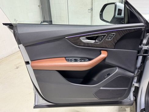 Used 2022 Audi Q8 Prestige image 13