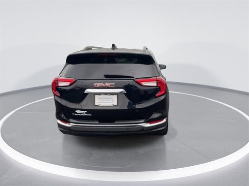 Used 2023 GMC Terrain SLT image 7