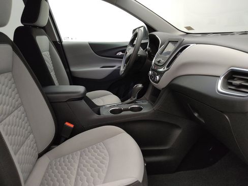 Used 2021 Chevrolet Equinox LT AWD/4WD image 21