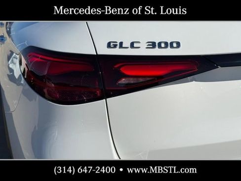 New 2026 Mercedes-Benz GLC 300 4MATIC image 4
