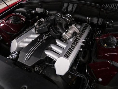 Used 2010 Rolls-Royce Phantom Sedan image 53