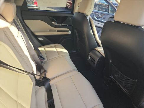 New 2026 Lincoln Corsair Premiere image 26