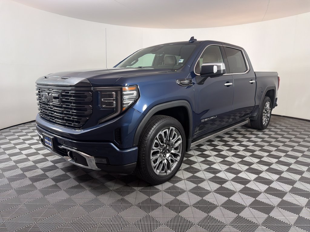 Used 2023 GMC Sierra 1500 Denali Ultimate AWD/4WD image 7