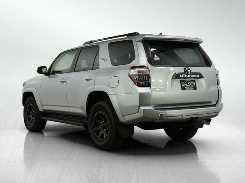 Used 2024 Toyota 4Runner TRD Off-Road Premium image 3