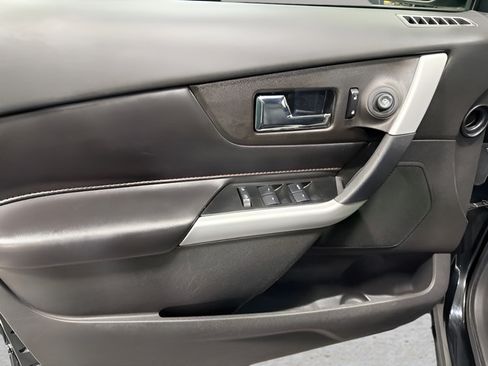Used 2014 Ford Edge Limited FWD image 9
